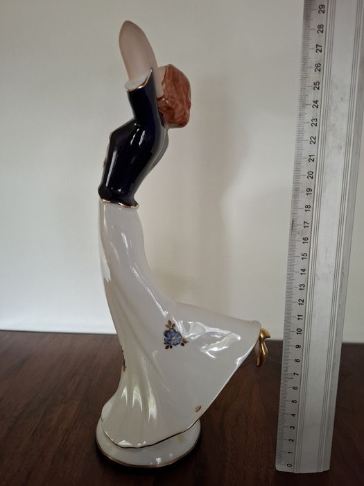 Royal Dux rzeźba Figura 29 cm sygnowana