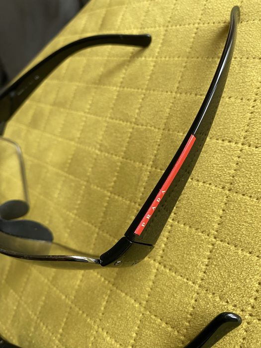 PRADA, óculos de sol