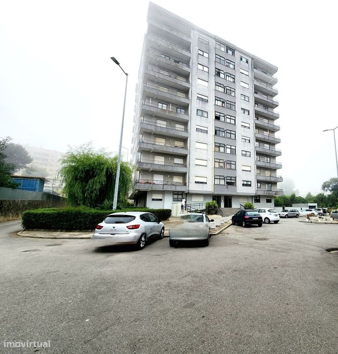 Apartamento T2 em Vilar do Paraíso