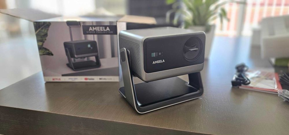 Mini Projetor Netflix , HBO, Disney- - WiFi -Bluetooth