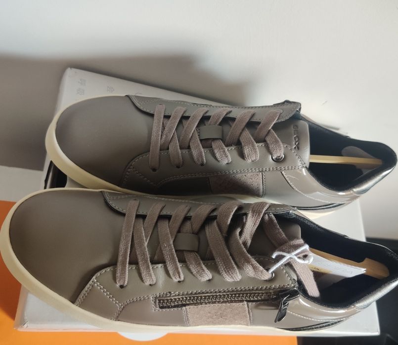 Nowe buty damskie GEOX  r.40 .