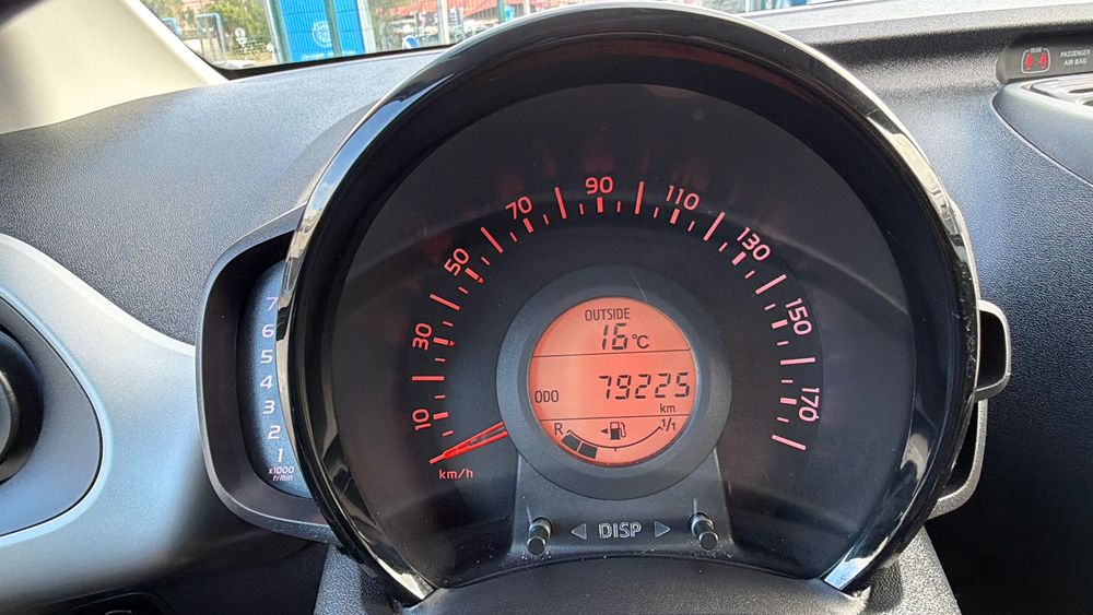 Toyota Aygo 1.0  X-Play+AC+X-Touch