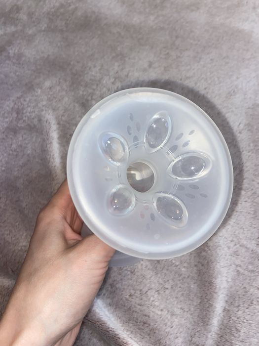 Електронний молоковідсмоктувач Philips Avent SCF323/11