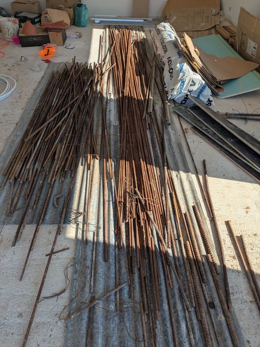 Vendo Ferro para construção