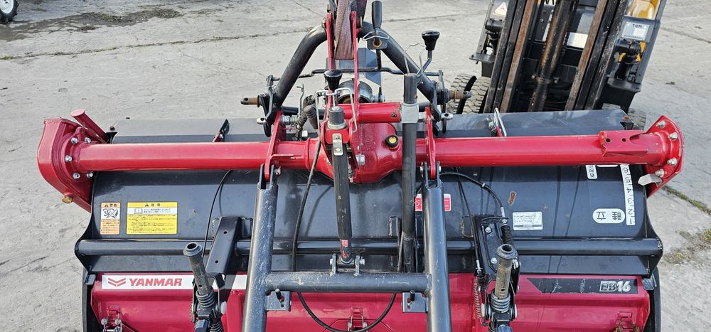 Грунтофрезоа Фреза Yanmar  EB160
