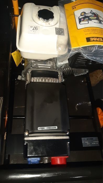 Генератор Ayerbe 9500 H MN двигун Хонда 6-7kw/380V