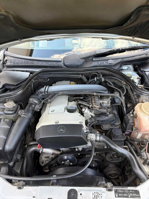 Mercedes-Benz W202