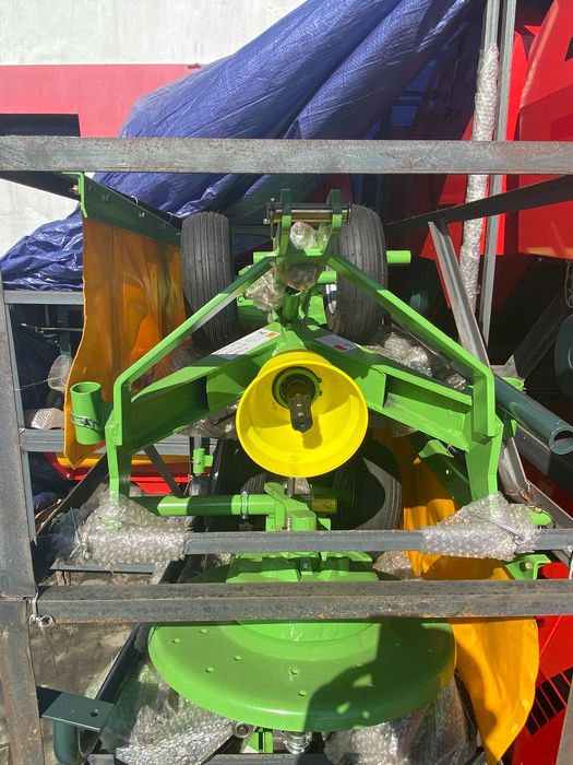 Przetrząsaczo-zgrabiarka RXHR-2500