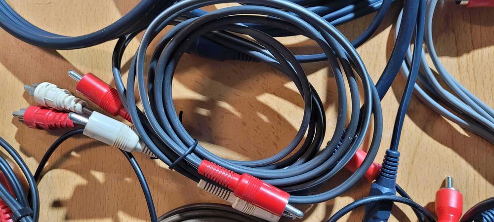 Cabos RCA como novos