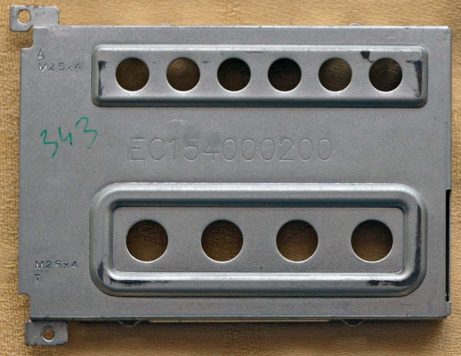 Ноутбук Acer Aspire E5-572G по запчастям.