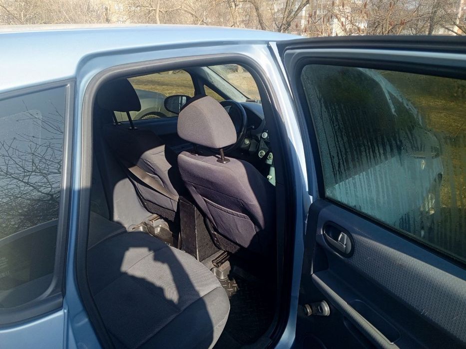 Автомобіль Mitsubishi Colt