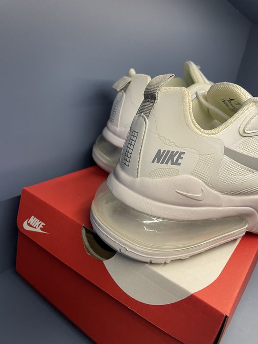 ‼️БЕЗ ПРЕДОПЛАТИ Кросівки Nike Air Max 270 розмір 39 розмір