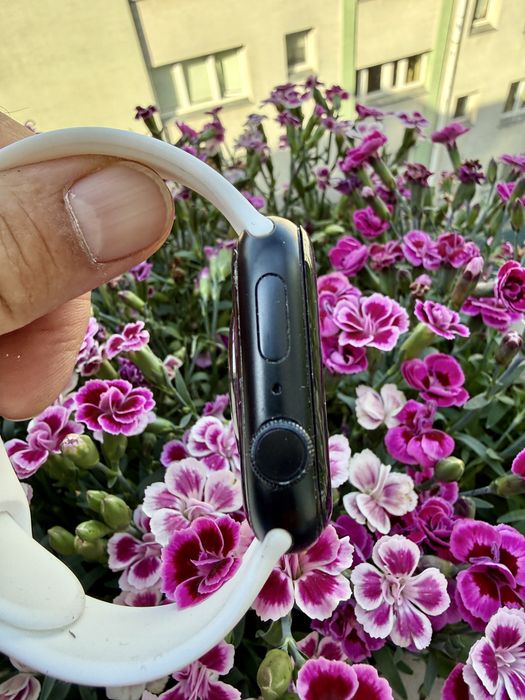 Smartwatch Apple Watch 7 45mm LTE bateria 100% - opis !