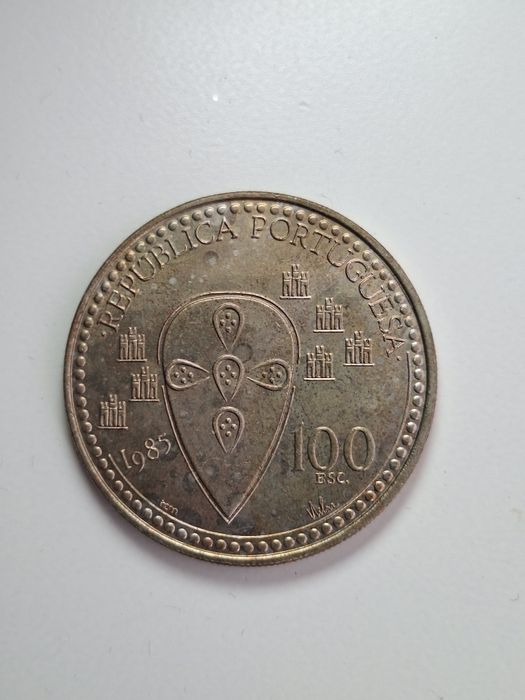 Moedas antigas - vendo pela melhor oferta unidade