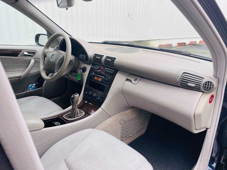 Mercedes Benz C220 CDi 150cv - 164000km