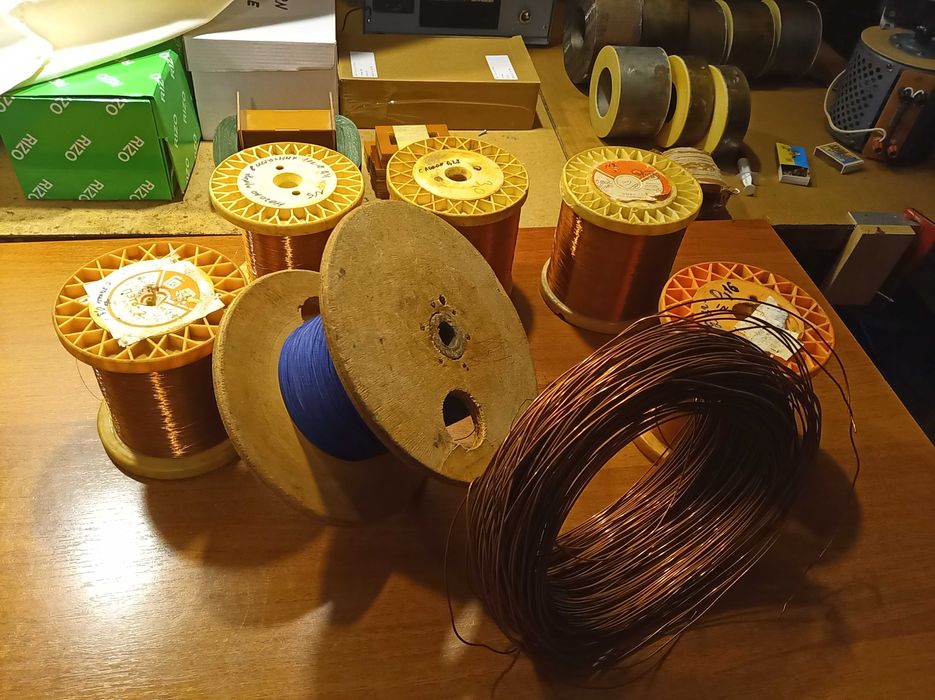 Пров.эмал. пр.- СССР ПЭТВ-2  , разные диаметры - пишите какой нужен .