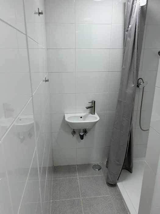 Quarto para arrendar em Belas