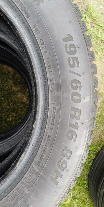 Opony zimowe Kumho Wintercraft 195/60 R16 89H