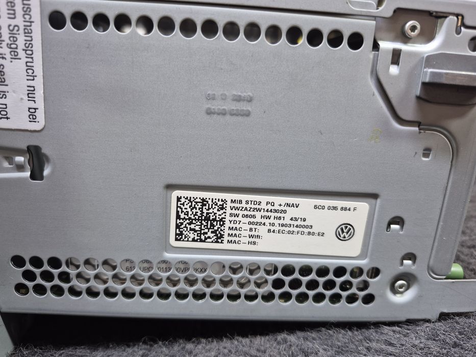 Passat nms 2 SEL магнітола b9 5c0035684f Fender фендер