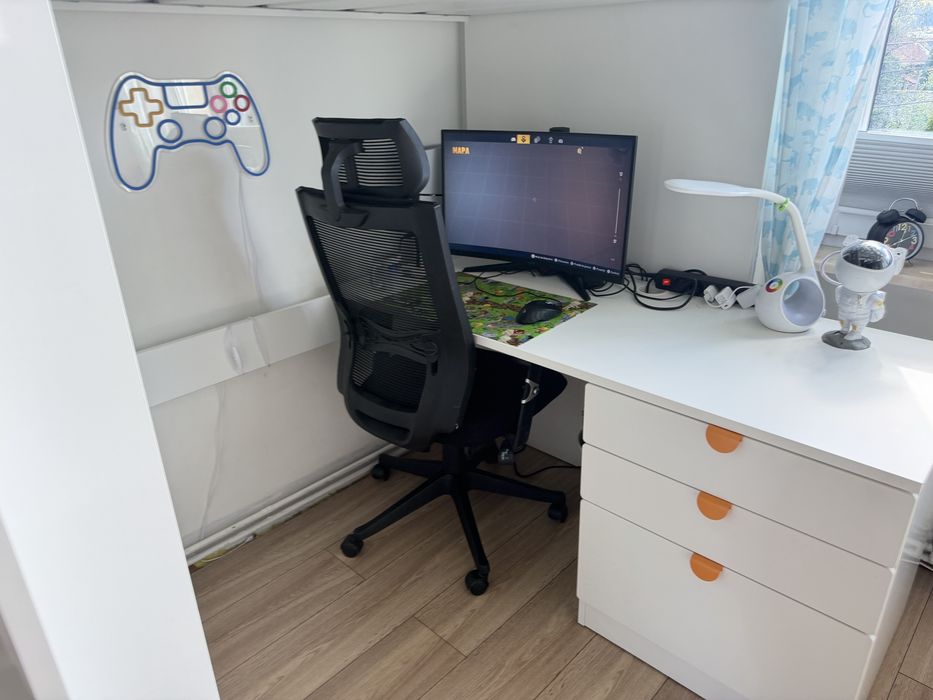 Zestaw mebli Ikea Smastad
