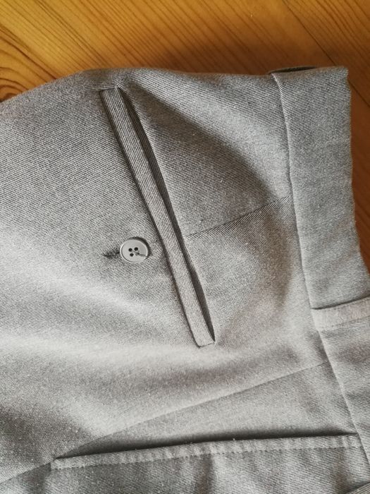 Garnitur męski trzy części z kamizelką jasny popiel 170 cm wzrostu