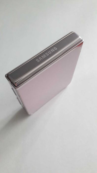 Samsung Galaxy Z Flip5 5G 8/512GB fioletowy + etui Burga