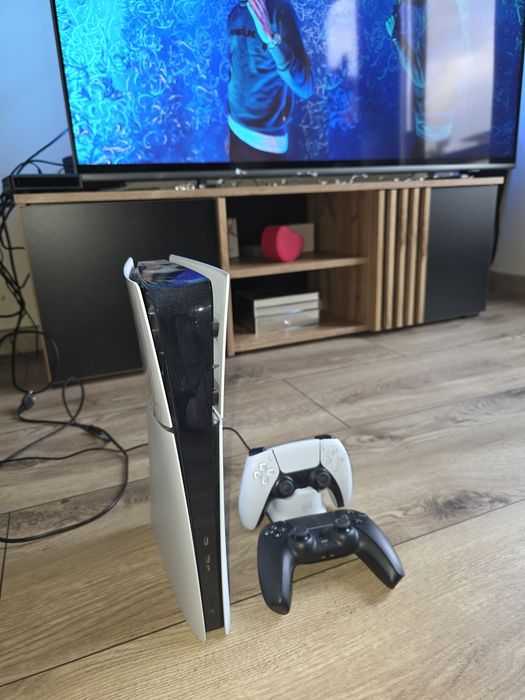 Playstation 5  PS5-Slim