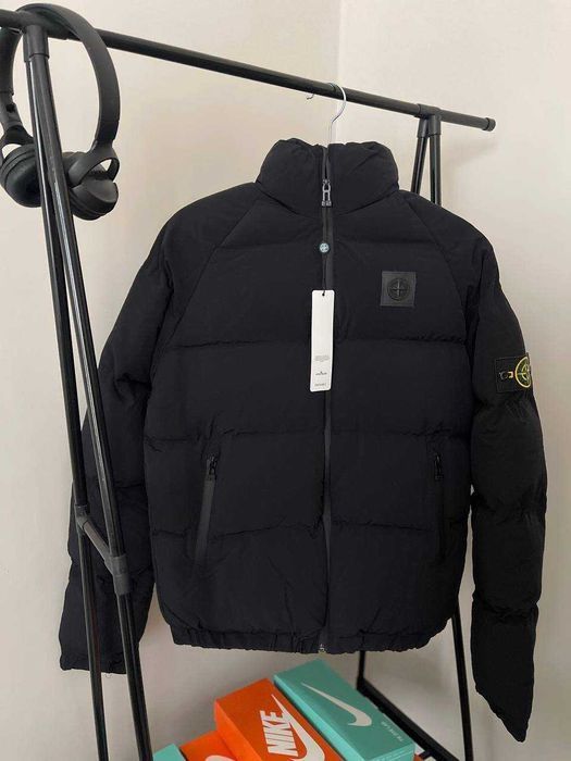 Розпродаж Куртка пуховик   Stone Island чорна