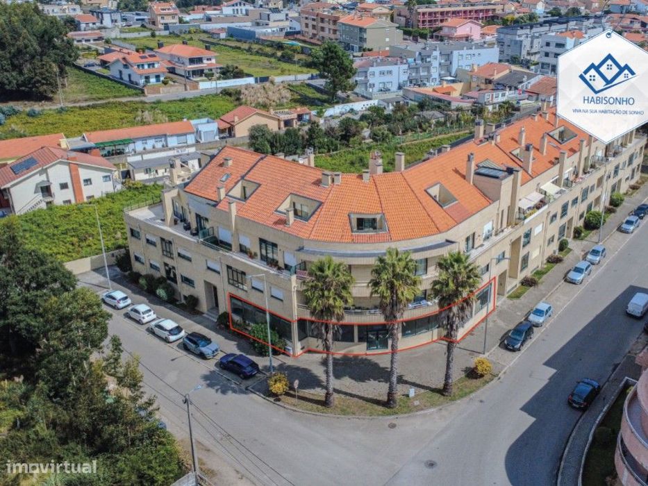 Loja c/ 587 m2 | Madalena | Vila Nova de Gaia