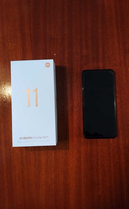 Xiaomi 11 Lite 5G NE - 8GB RAM / 128GB ROM - Kit completo!