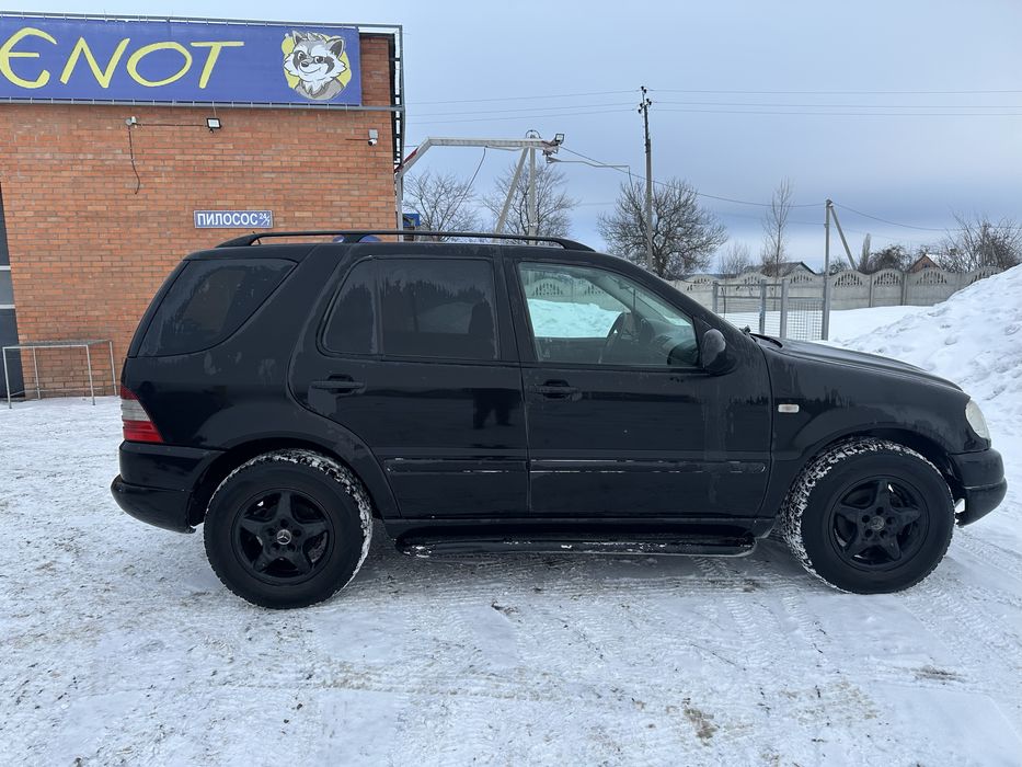 Продам ML 163 з одним із найкращих двигунів  2.7 CDI кінець 2000 року
