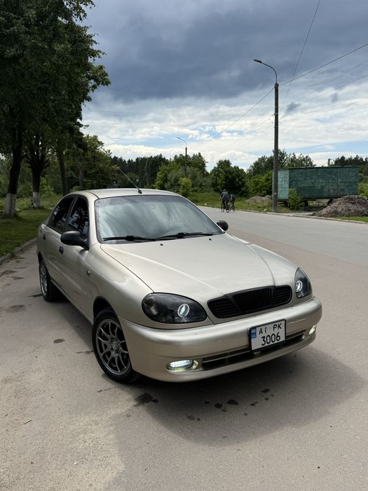 Daewoo Lanos в дуже чудовому стані