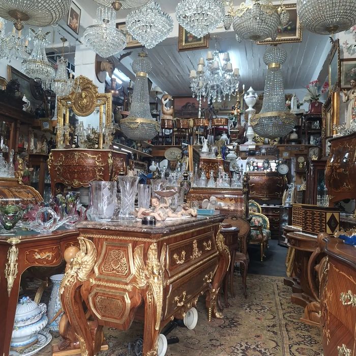 Mesa c/ grandes  laterais