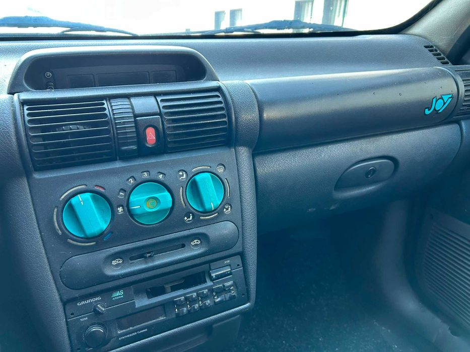 Opel Corsa B 1995
