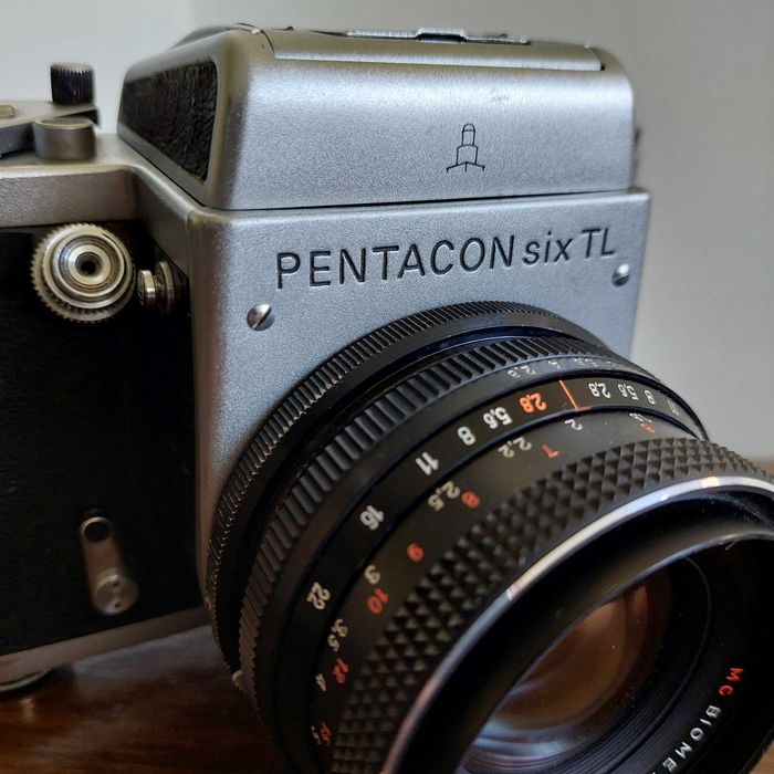 Pentacon six TL + Carl Zeiss Jena DDR MC Biometar 2.8/80