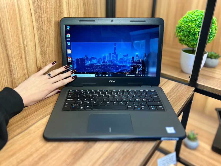 Сенсорний ноутбук Dell Latitude 3310/i3-8145U/16GB/SSD 512GB/13.3"FHD