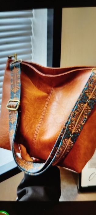 Nowa torba że skóry ekologicznej bohumi