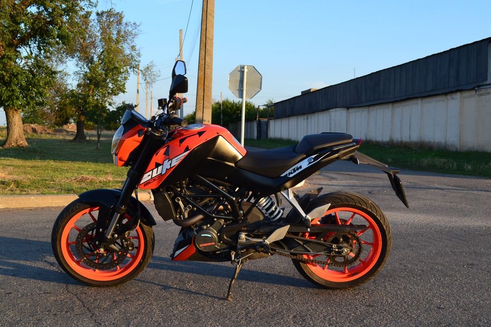 Продам KTM Duke 200