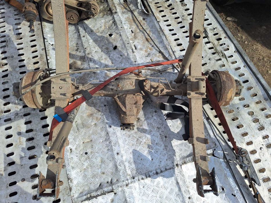 Kia k2500 2.5 tci most tyl resory polosie blizniak