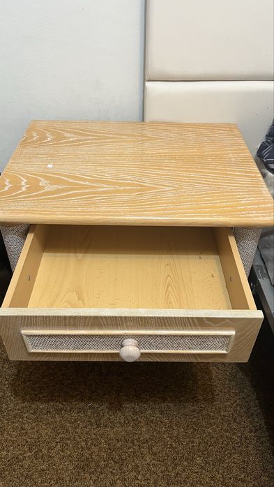 Mesinha de Cabeceira Vintage