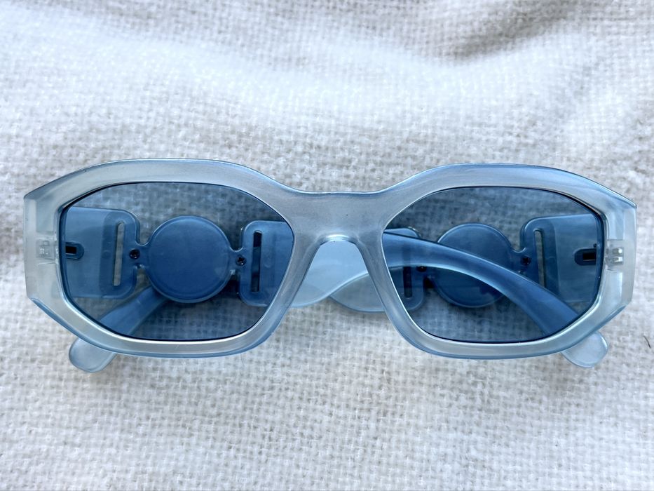 Oculos de sol azuis tipo versace