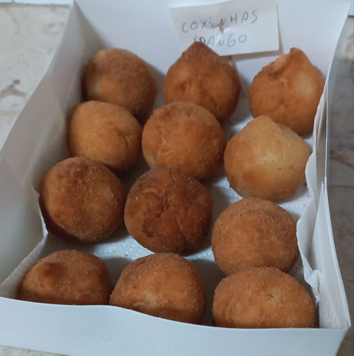 Vendo salgados pra fora e pra revenda