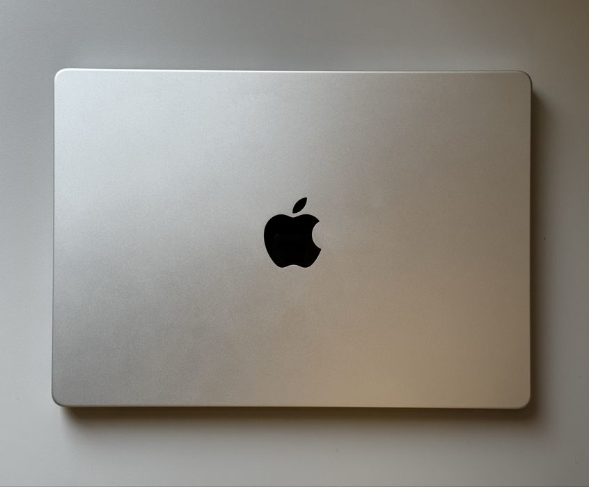 Apple MacBook Pro 14"  M2 Pro (2023 рік)/ Silver