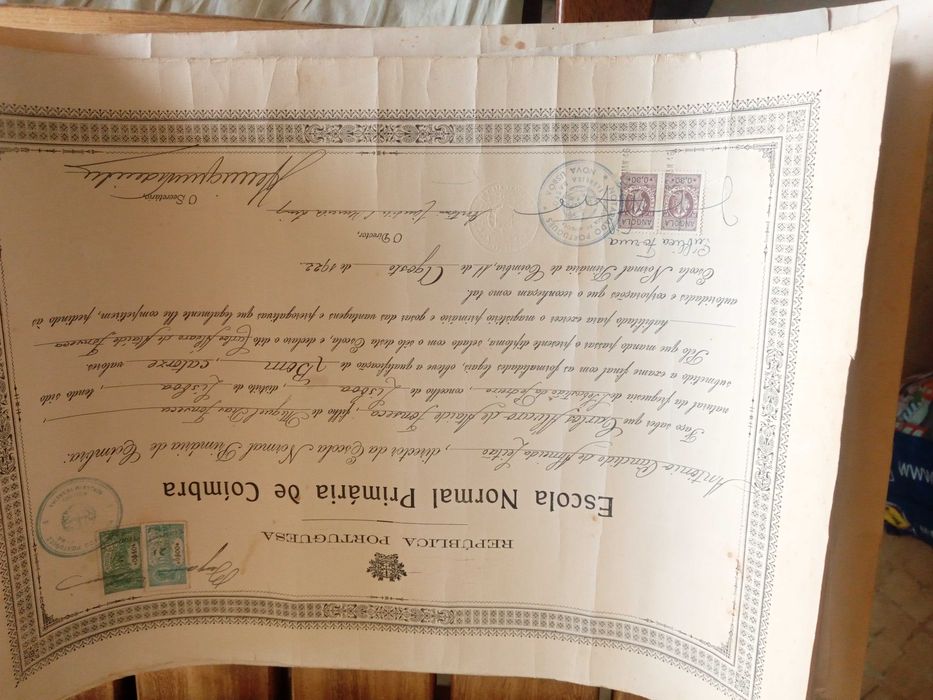 Diplomas diversos e antigos