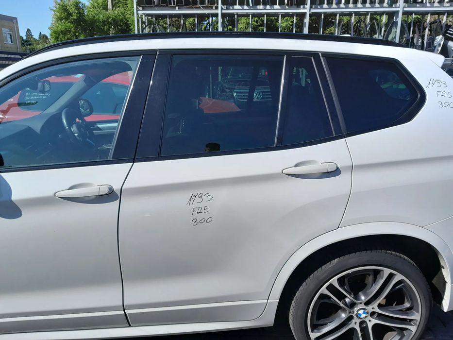 BMW X3 F25 DRZWI LEWE TYLNE LEWY TYŁ KOLOR: 300