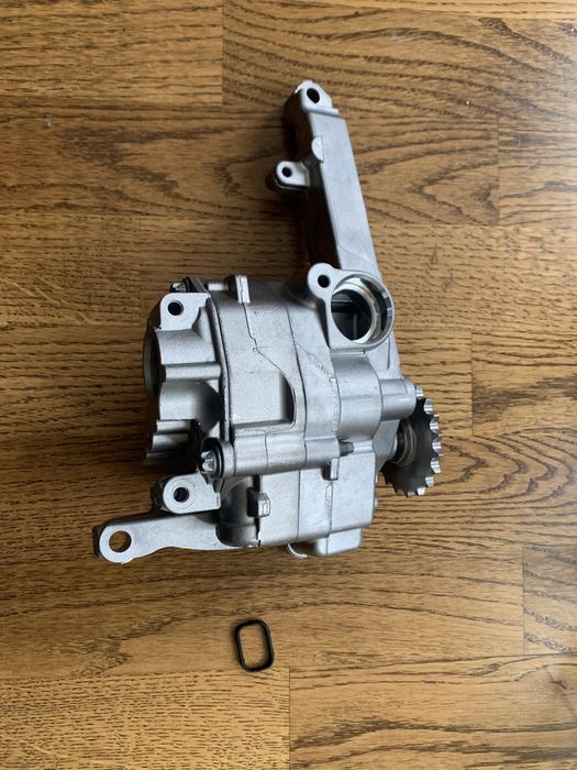 Насос масляный мерседес спринтер 906 sprinter 3.0 om642 319 318 помпа