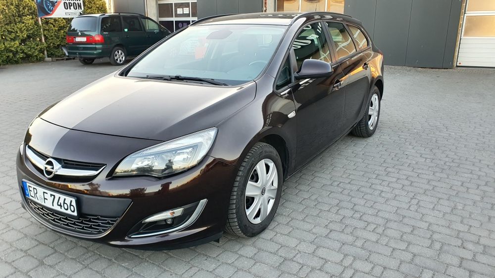 Opel Astra J 1.7cdti 131km 236tyś