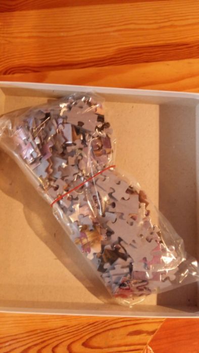 Puzzle Violetta marki Trefl