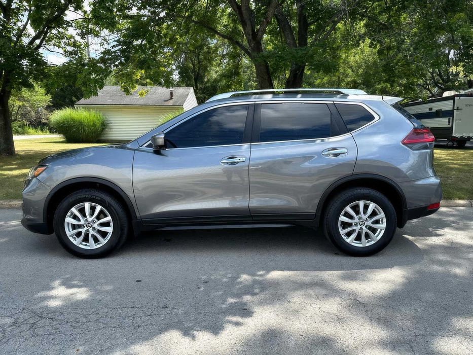 Nissan Rogue SV      2018