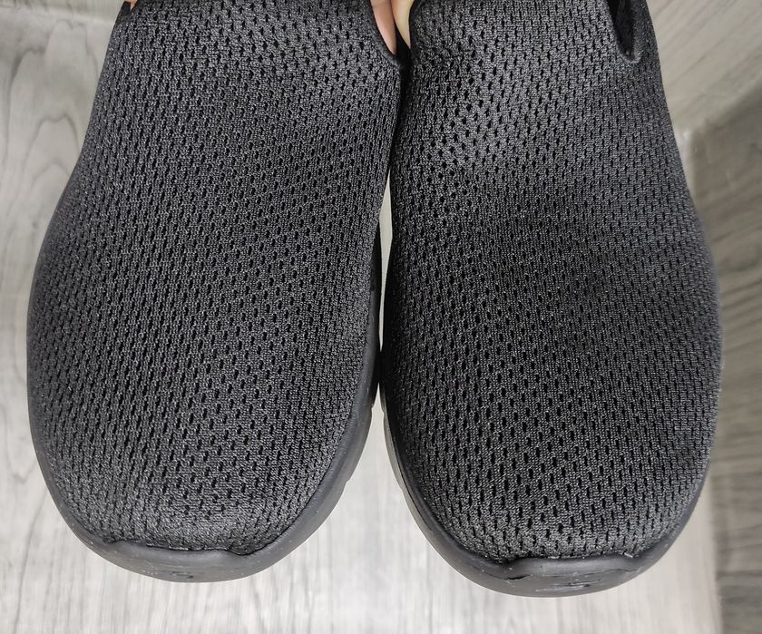 РОЗПРОДАЖ!!! 40 Skechers Go Walk оригінальні кросовки, сліпони